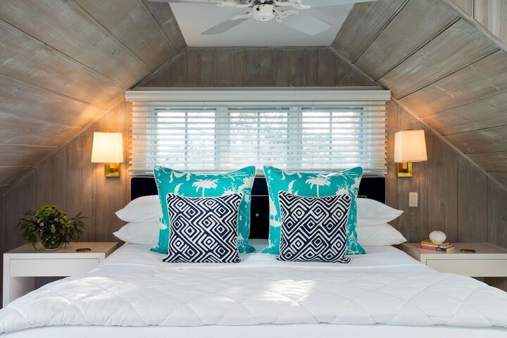 Room 28 of 59