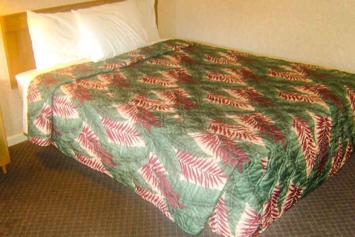 Room 14 of 22