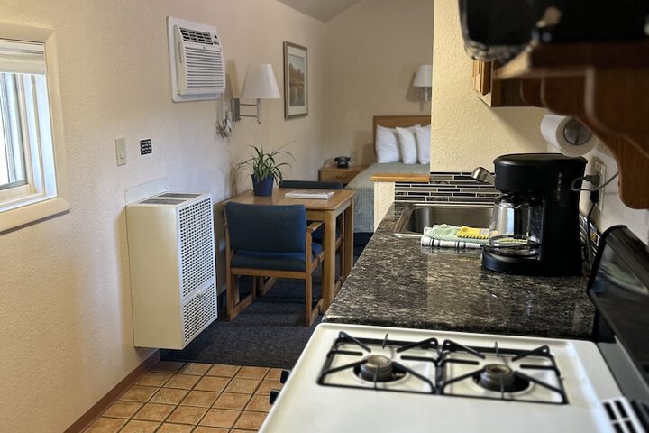 Room 62 of 83