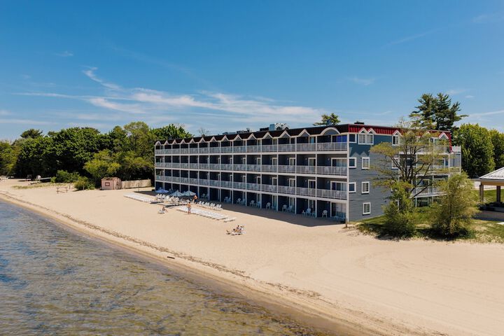 Bayshore Resort