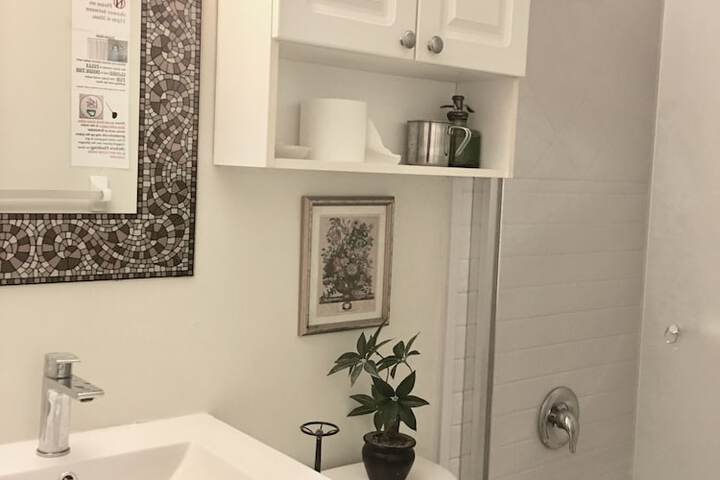 Room 47 of 75