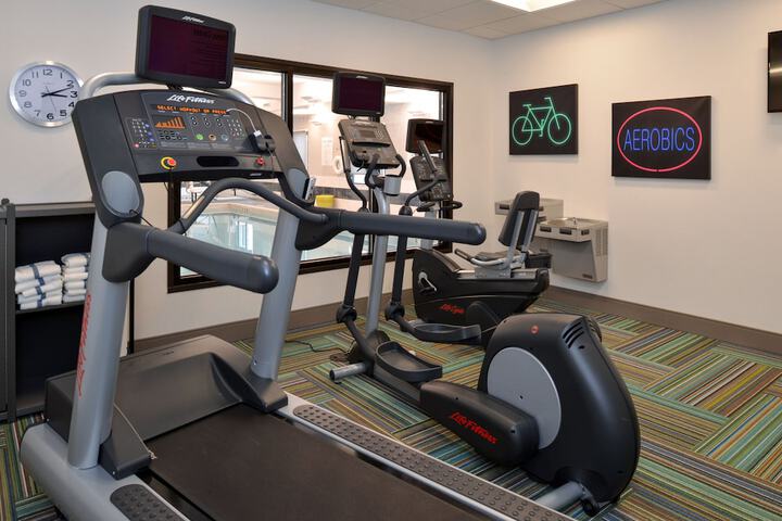 Holiday Inn Express & Suites Shippensburg by IHG
