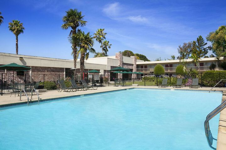 Pool 3 of 21
