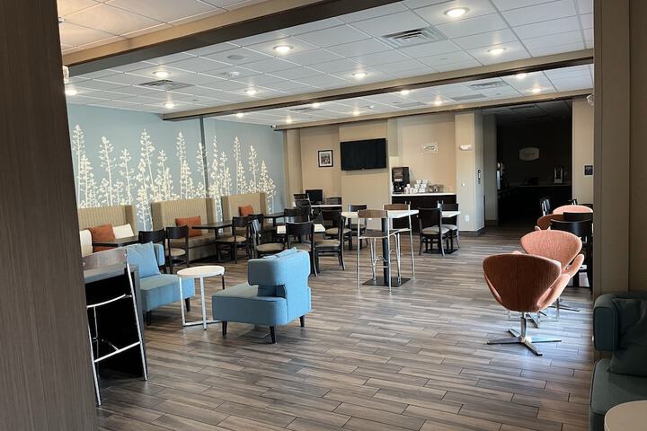 Hotel Interior 18 of 49