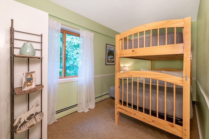 Room 21 of 46