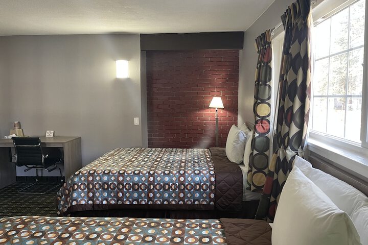 Room 69 of 84