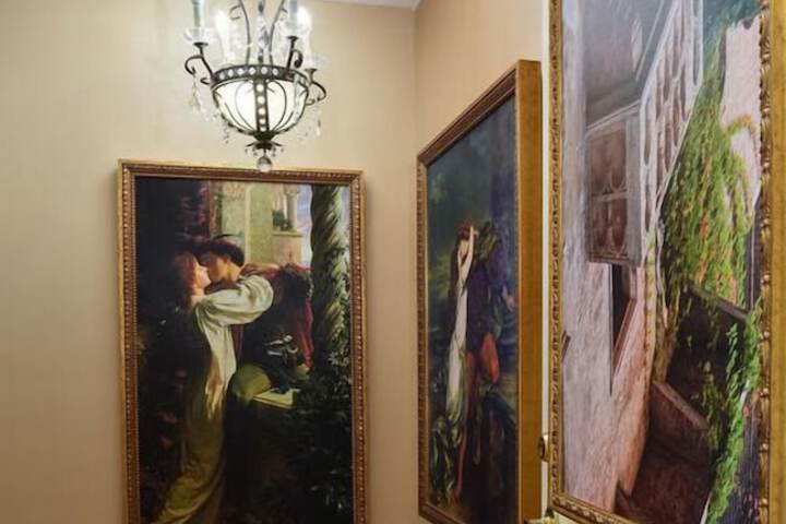 The Noble Suites