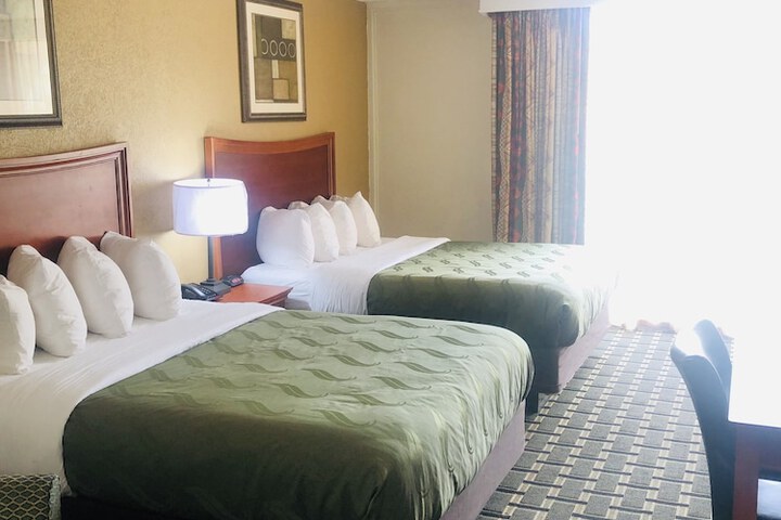 Room 8 of 46