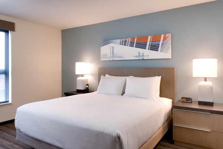 Room 26 of 39