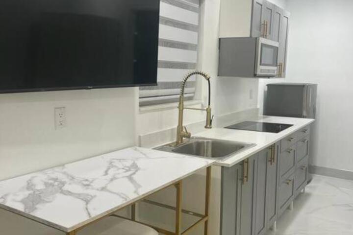 Stunning Deluxe Studio