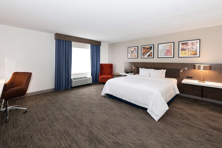 Room 27 of 54
