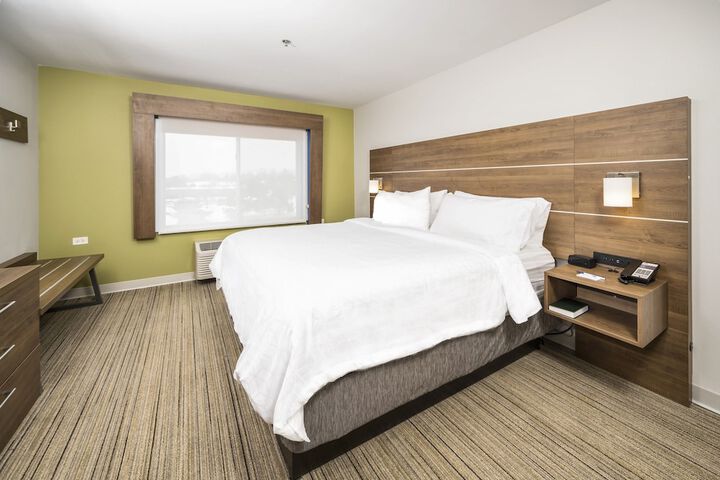 Room 21 of 50