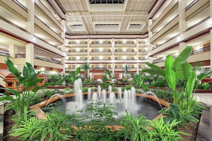 Embassy Suites by Hilton Lexington / UK Coldstream