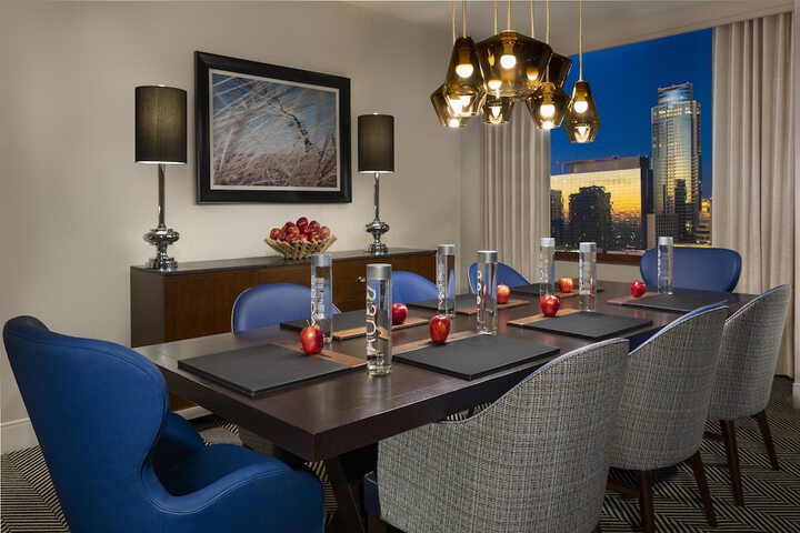 Hilton Austin