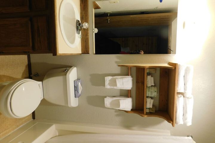 Room 19 of 33