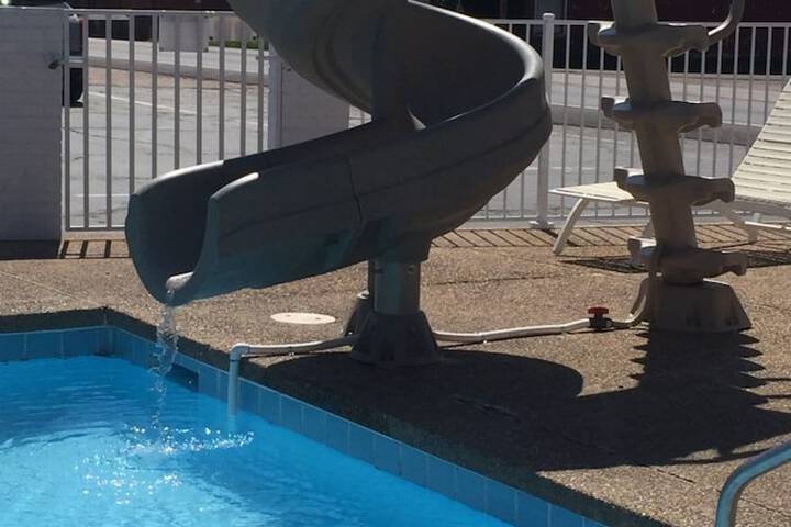 Pool 5 of 42