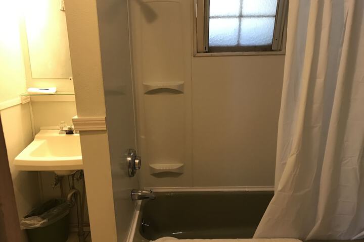 Room 41 of 61
