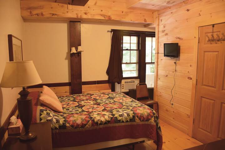 Room 28 of 156