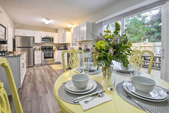 Charming Southern Pines Abode - Walk to Dtwn!
