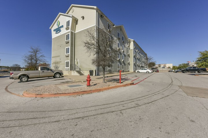Property Grounds 36 of 42