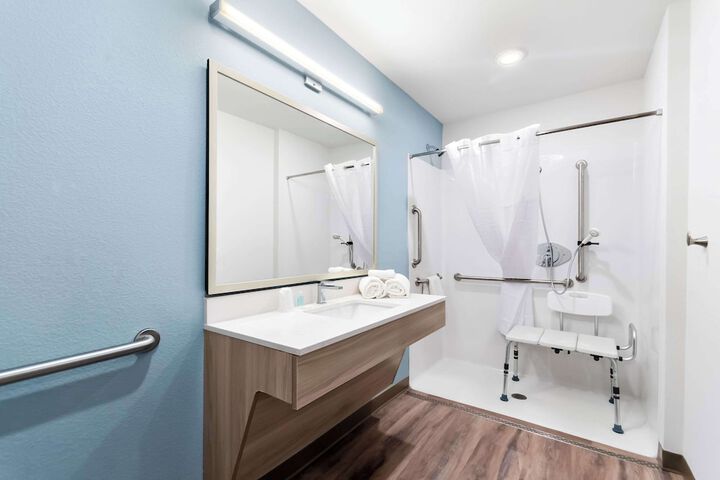 Woodspring Suites Pensacola West