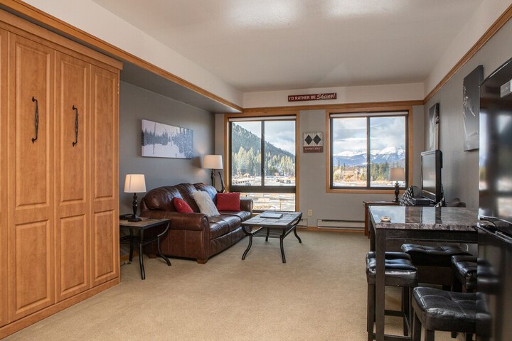 Room 21 of 41