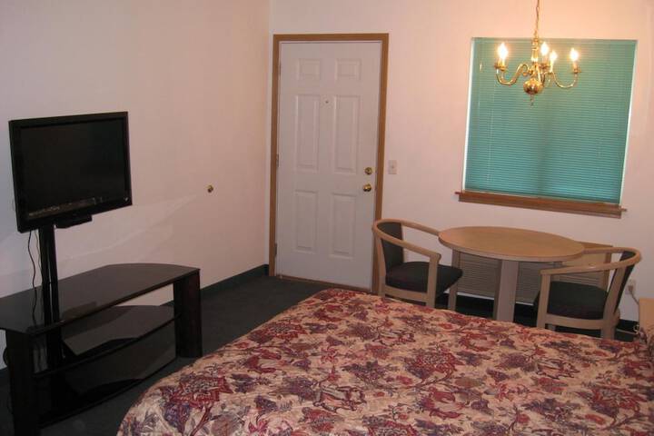 Room 37 of 41