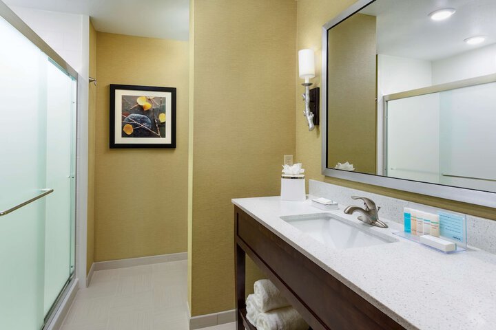 Room 8 of 23