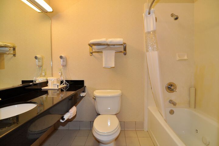 Room 15 of 27