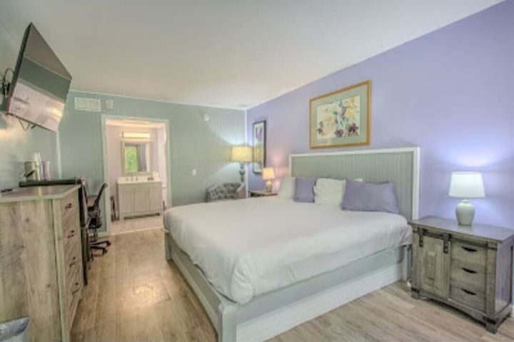 Blue Sky Inn