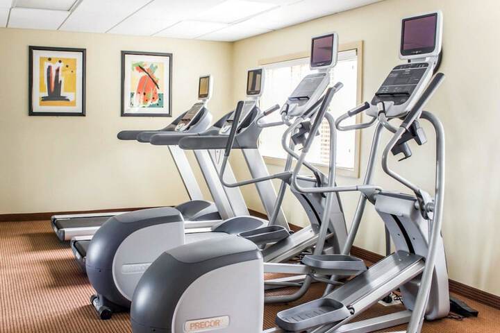 Health and Fitness 30 of 34
