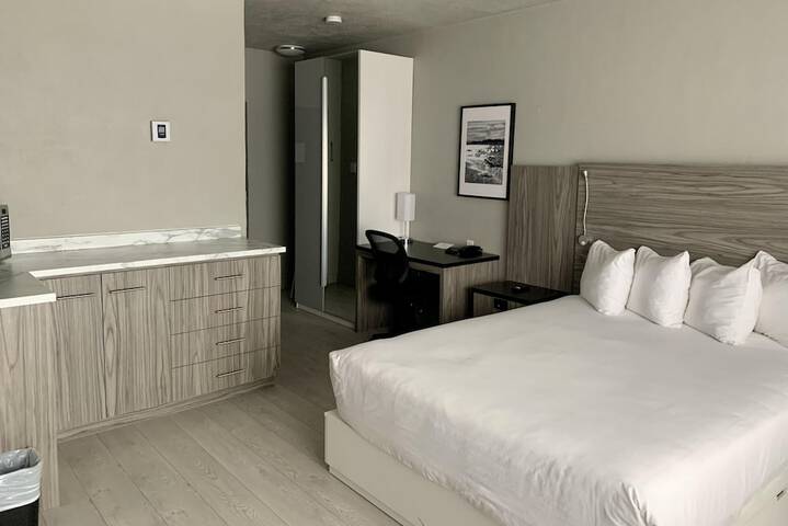 Room 19 of 31