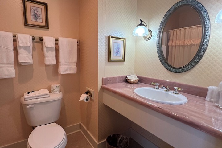 Strawtown Inn & Events