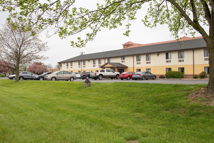 Hotel 4 of 21