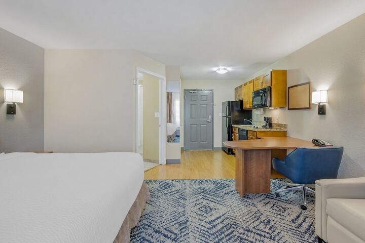 Room 14 of 26