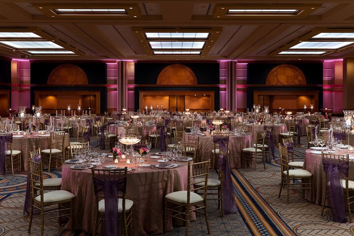 Ballroom/Hall 115 of 128