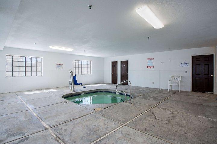 Pool 5 of 44