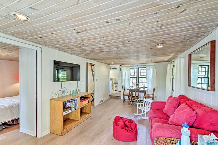 Charming Horicon Cottage + Dock on Rock River
