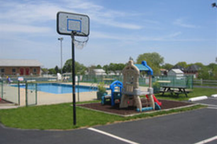 Pool 20 of 56