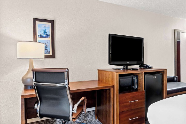 Room 17 of 48