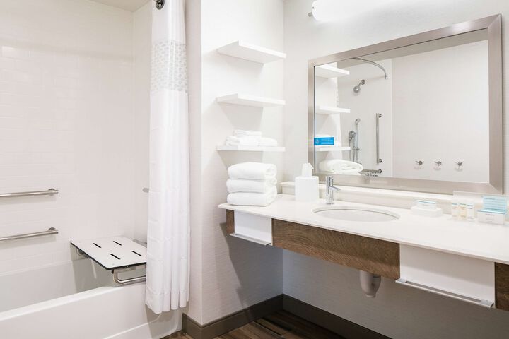 Hampton Inn & Suites Mason City