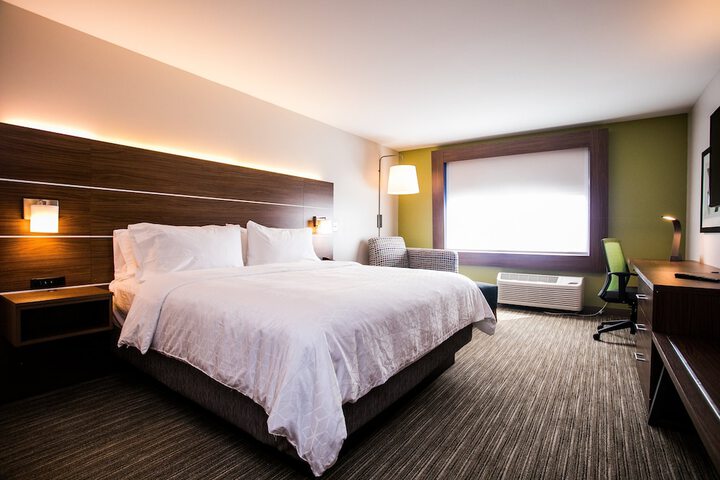 Room 38 of 54
