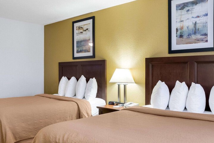 Quality Inn Oacoma - Chamberlain