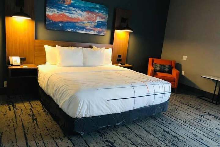 Room 38 of 63