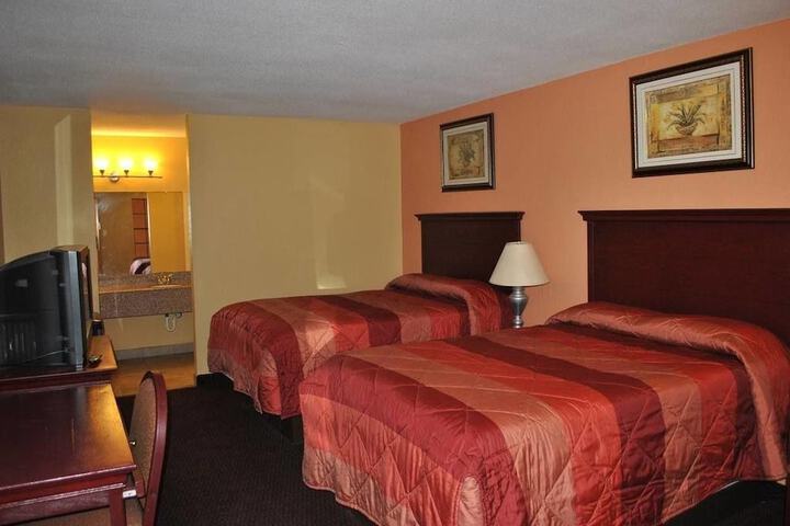Room 18 of 27