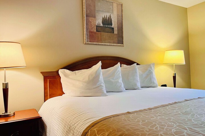 Nordic Village Resort