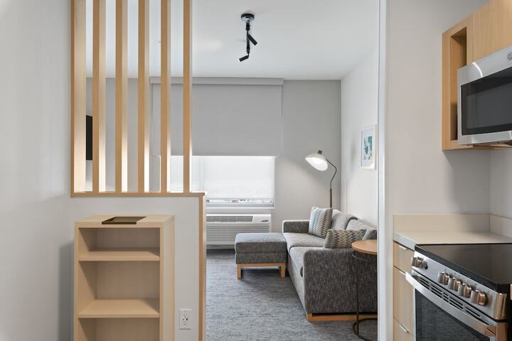 Room 27 of 55