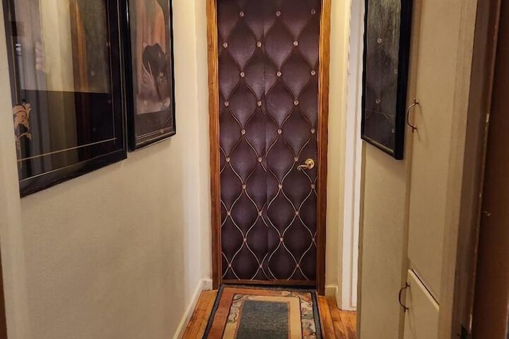 Room 14 of 24
