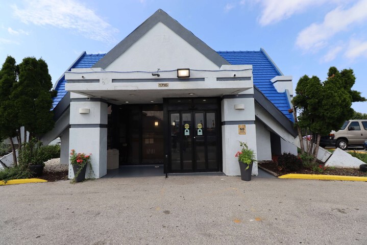 Hotel 3 of 51