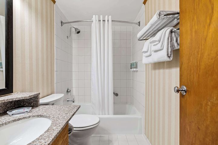 Best Western Adirondack Inn